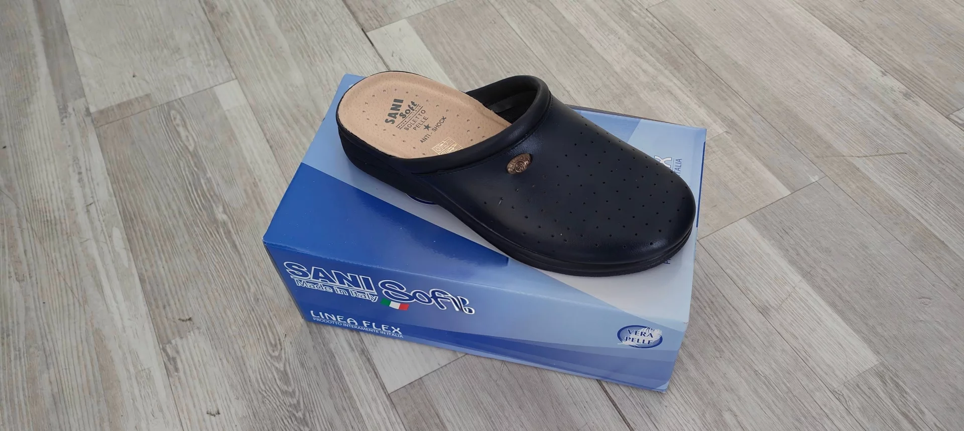 100 U blu